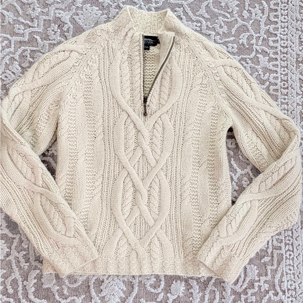 Icelandic Design Women’s Wool/Mohair Cable Knit Sweater - Picture 4 of 9